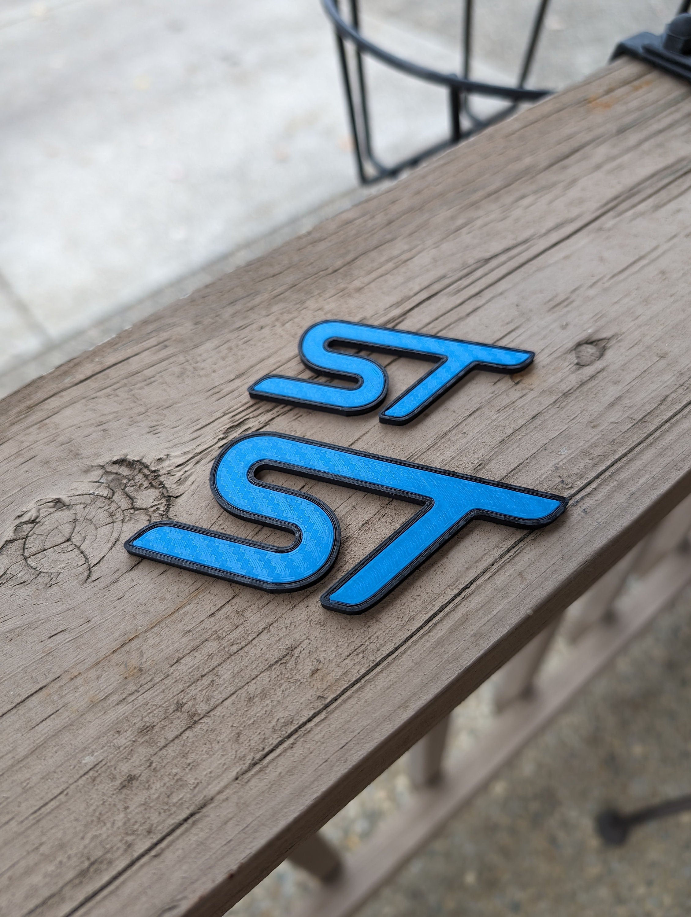 Focus Fiesta ST Emblems Custom (Pair)